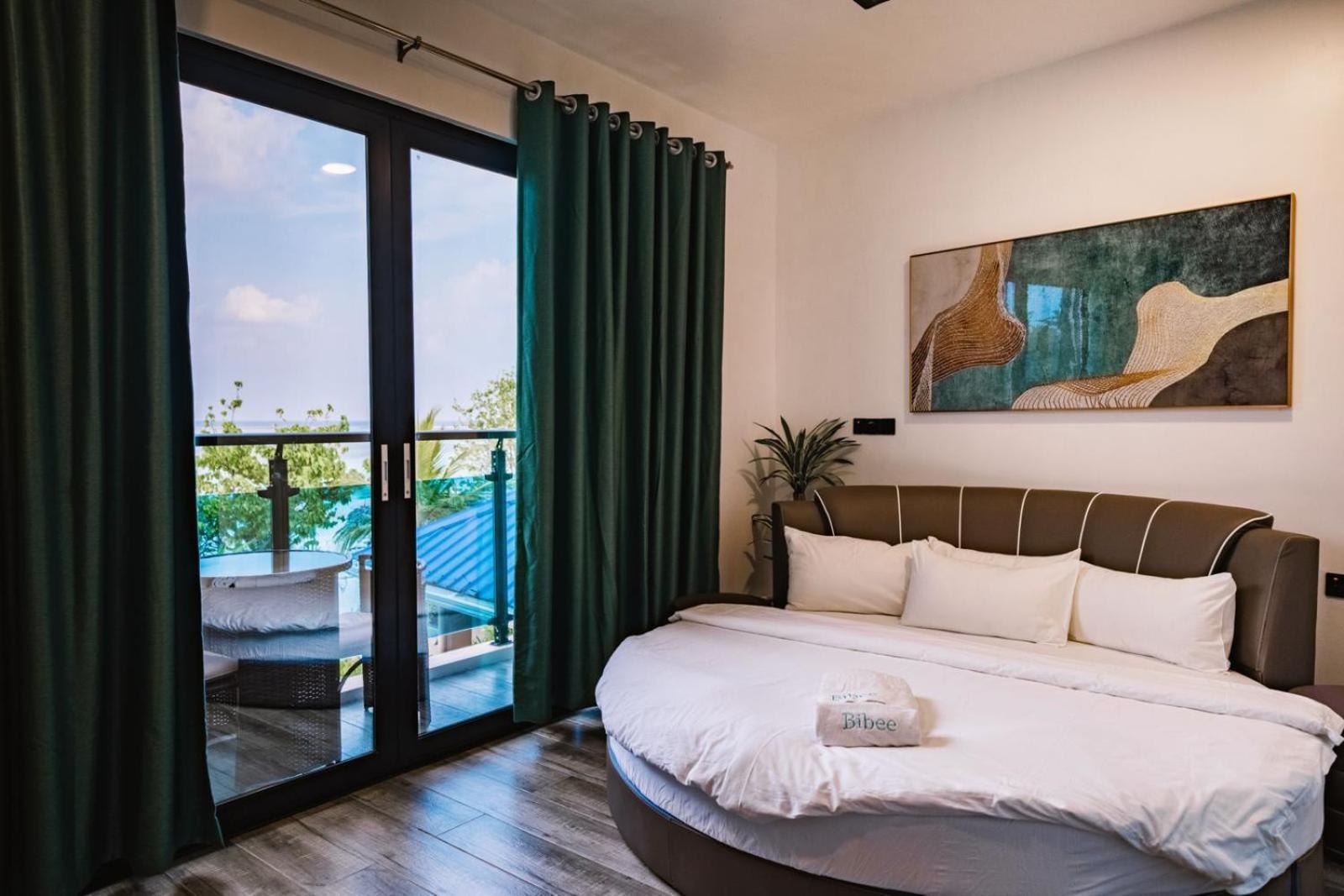 Hotel Bibee Maldives Dhiffushi Esterno foto
