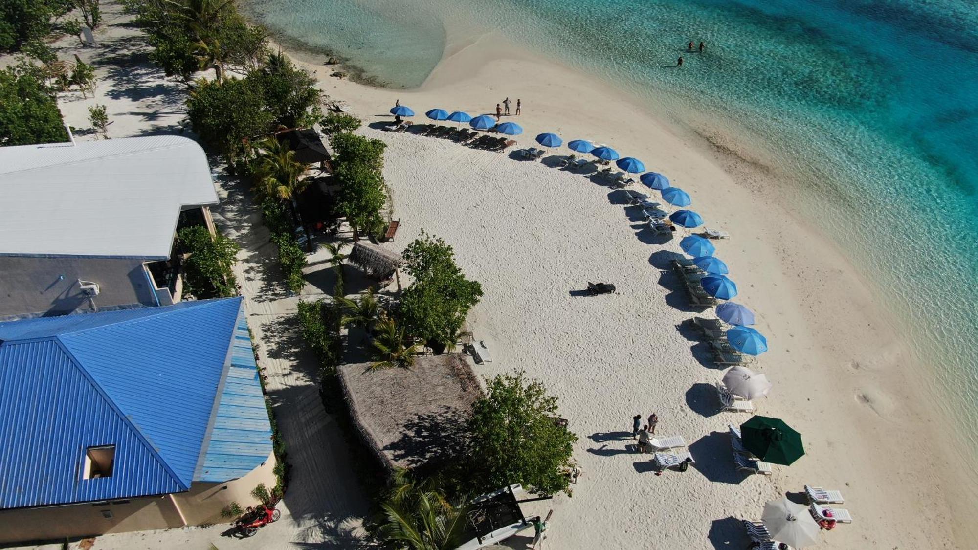 Hotel Bibee Maldives Dhiffushi Esterno foto