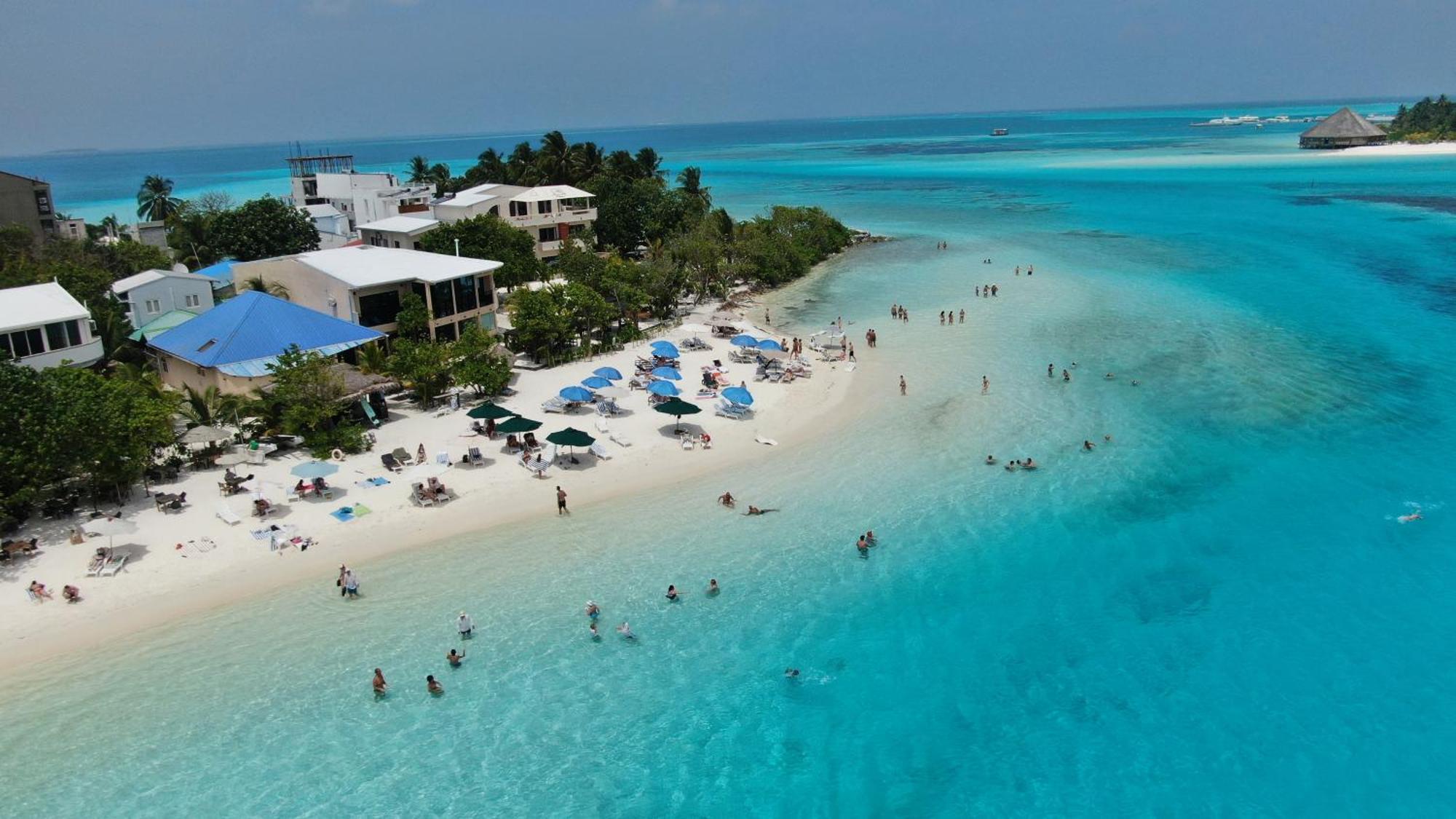 Hotel Bibee Maldives Dhiffushi Esterno foto