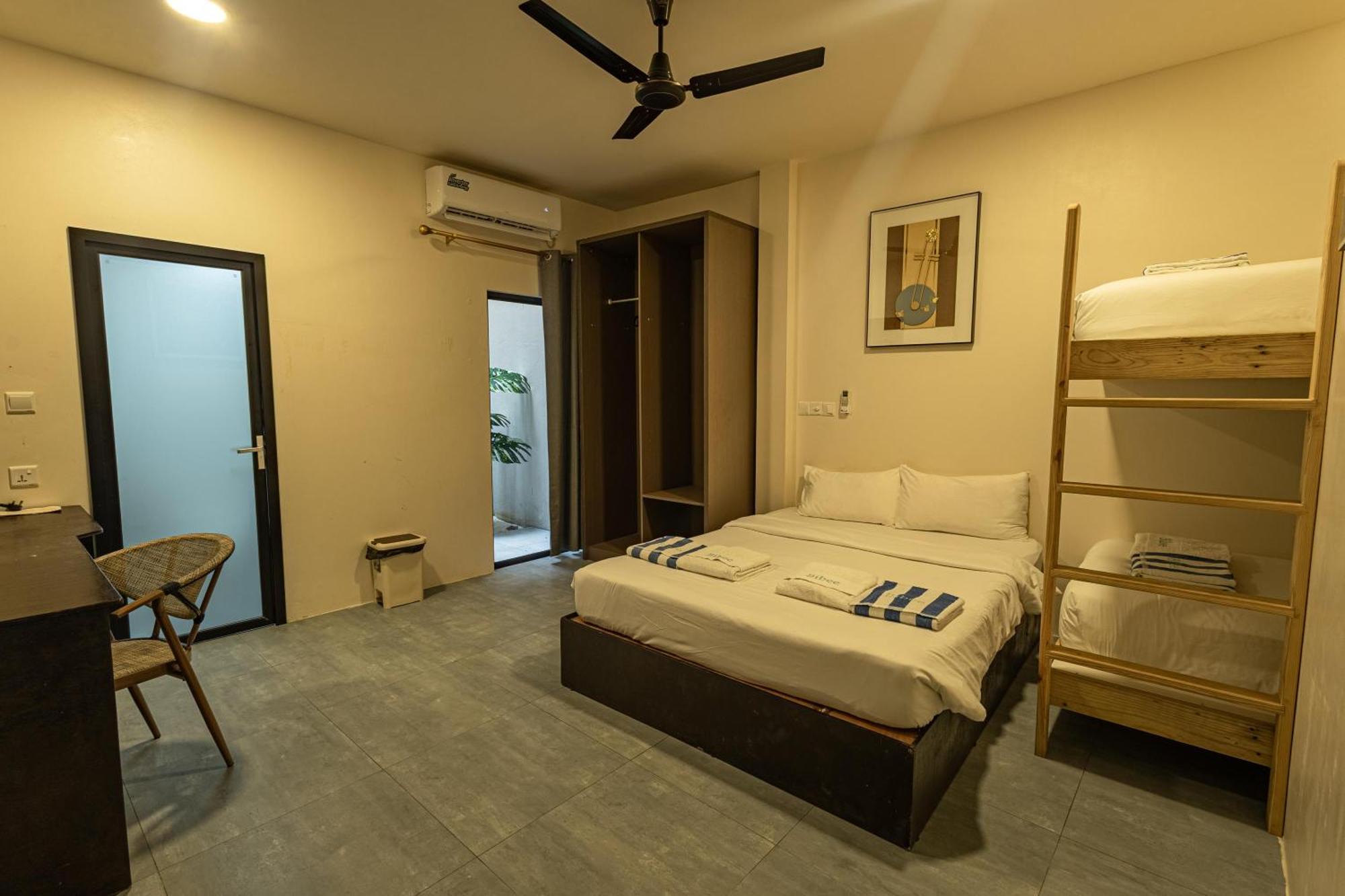 Hotel Bibee Maldives Dhiffushi Esterno foto