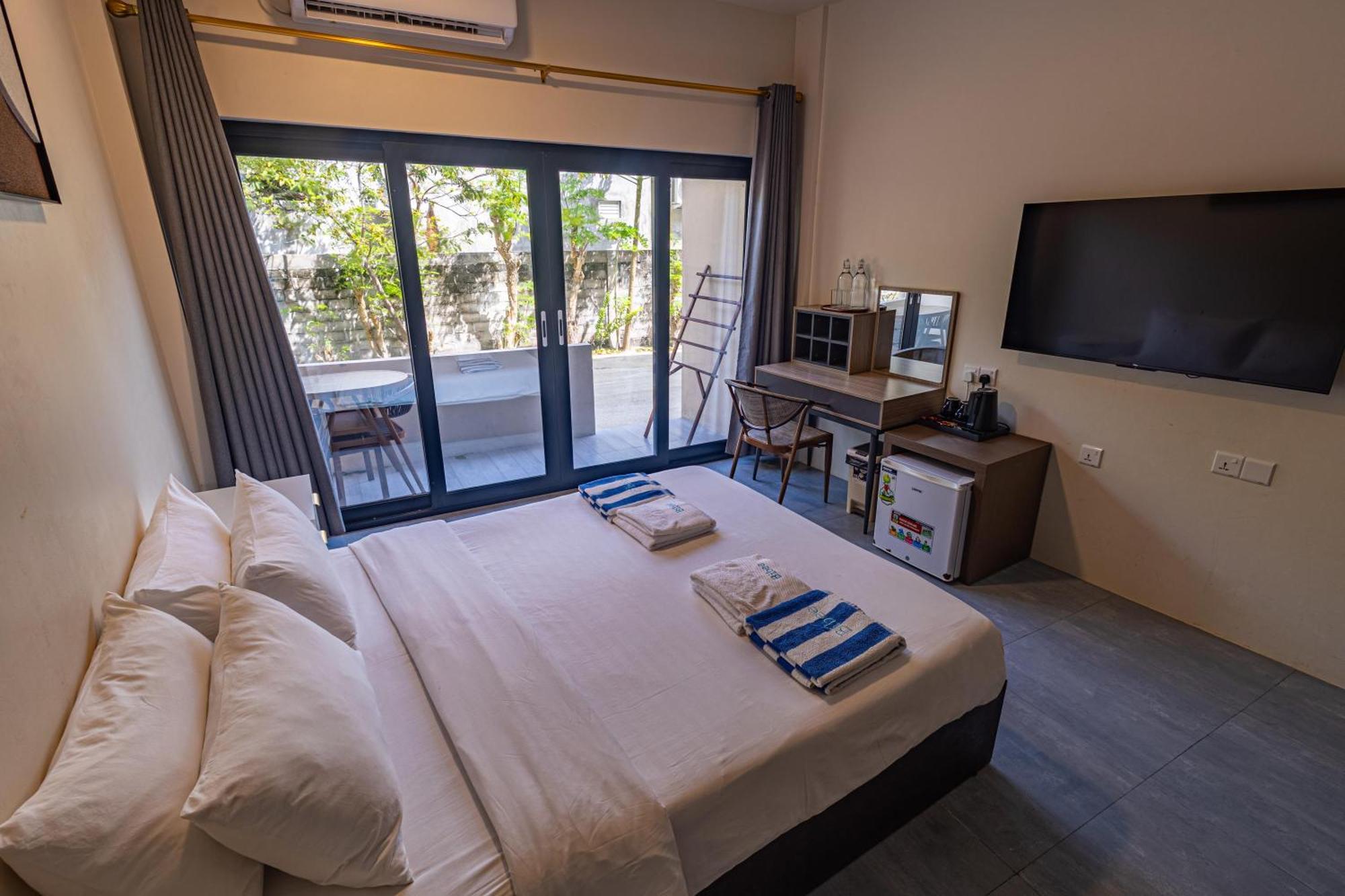 Hotel Bibee Maldives Dhiffushi Esterno foto