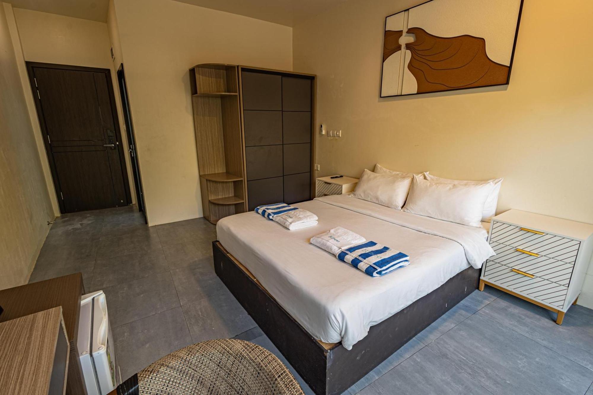 Hotel Bibee Maldives Dhiffushi Esterno foto