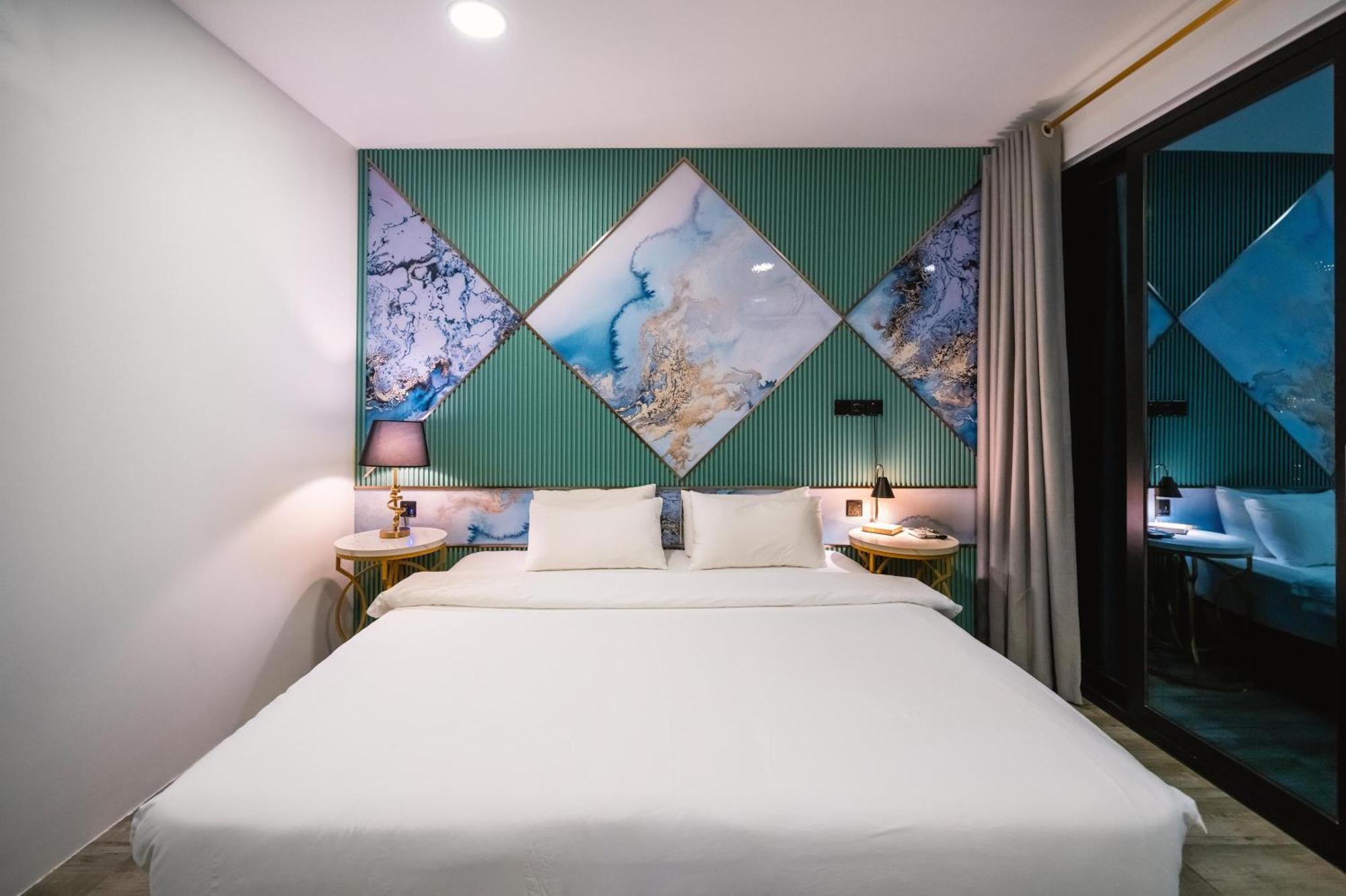 Hotel Bibee Maldives Dhiffushi Esterno foto
